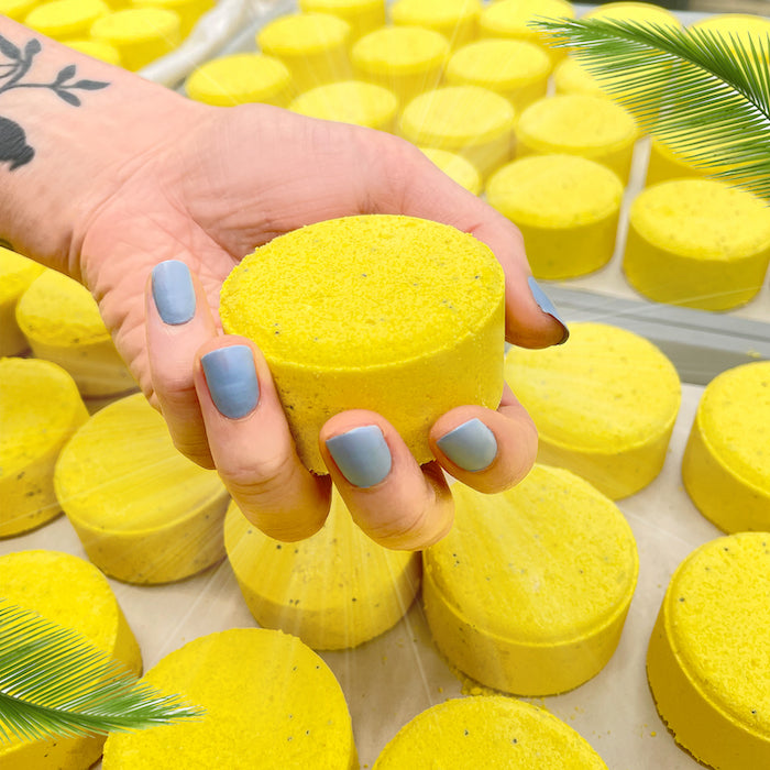 Lemon Bath Bomb | Poppy Seed Bath Bomb | Lush Pearls